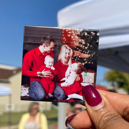 NFC smart photo magnet 2.5 inches with tap-to-share technology